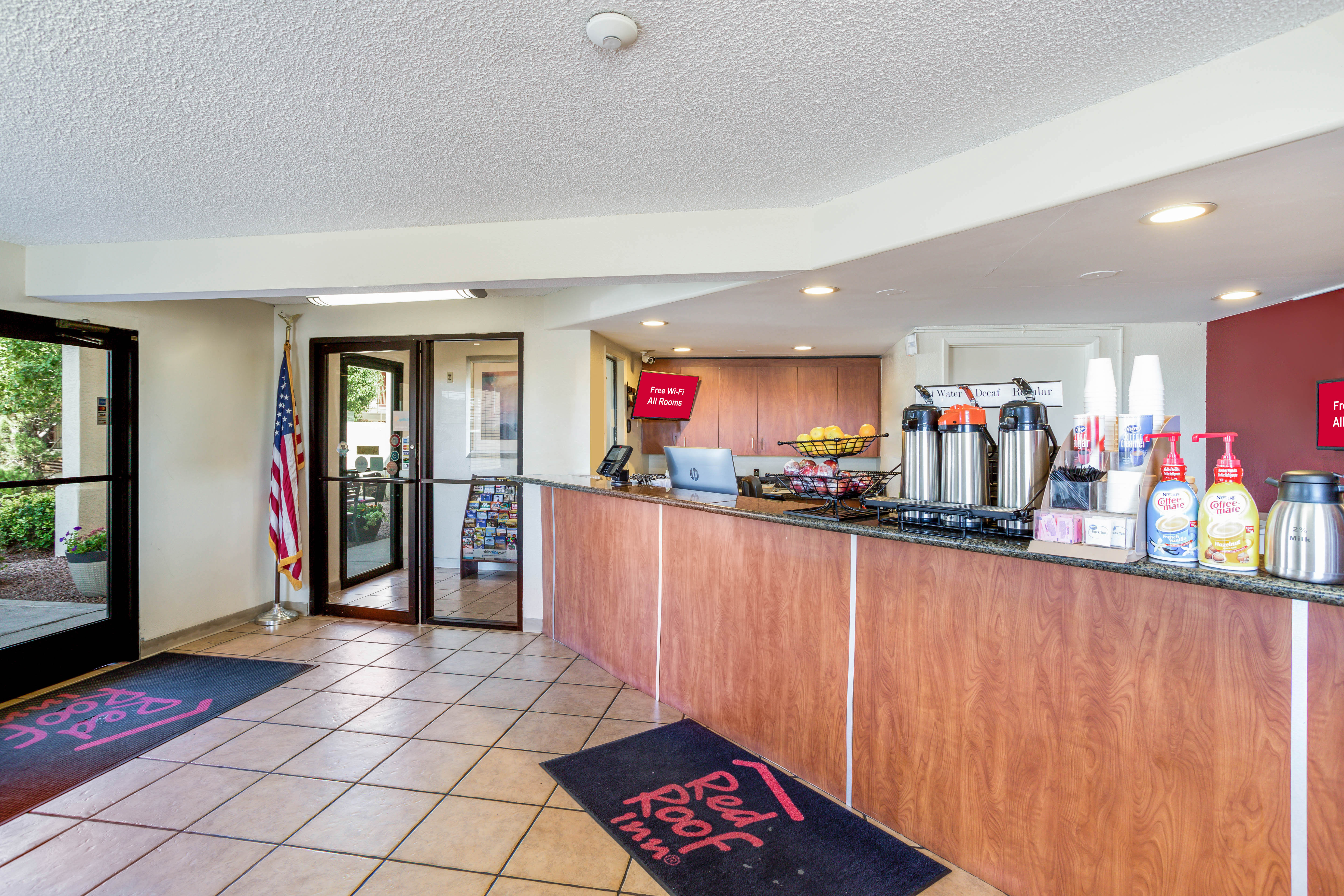 Lobby at Red Roof Inn Gallup, GALLUP - NM