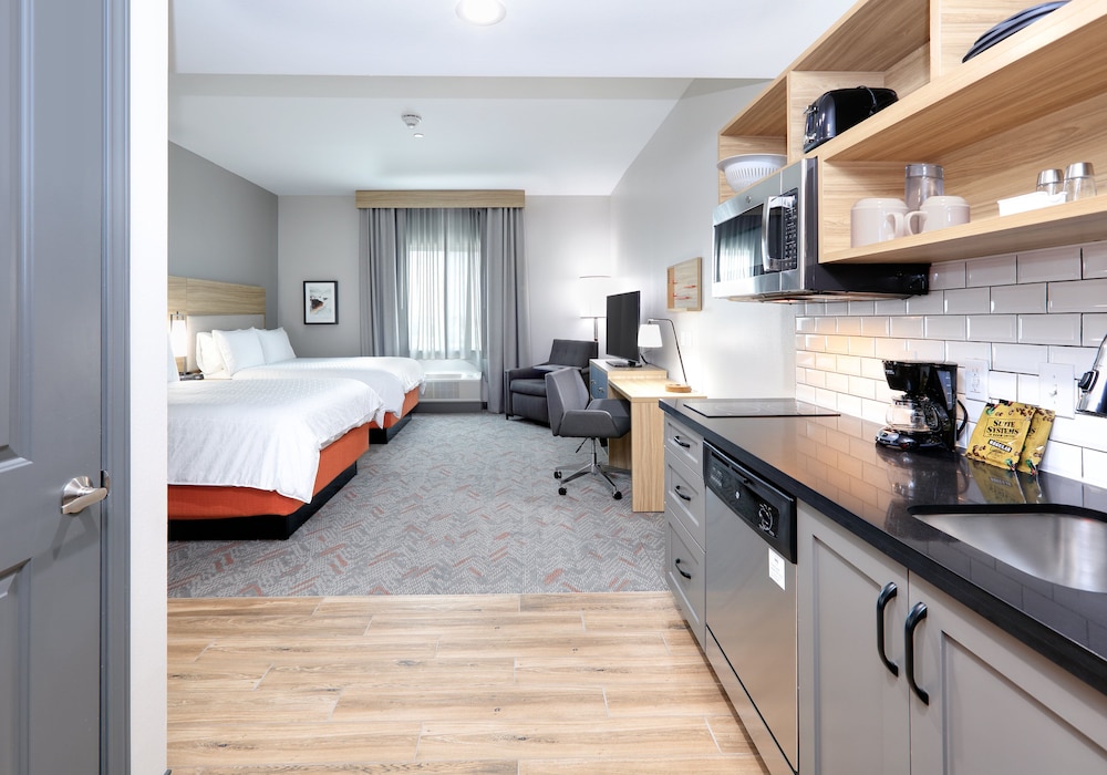 Candlewood Suites Dfw West Hurst 32/57