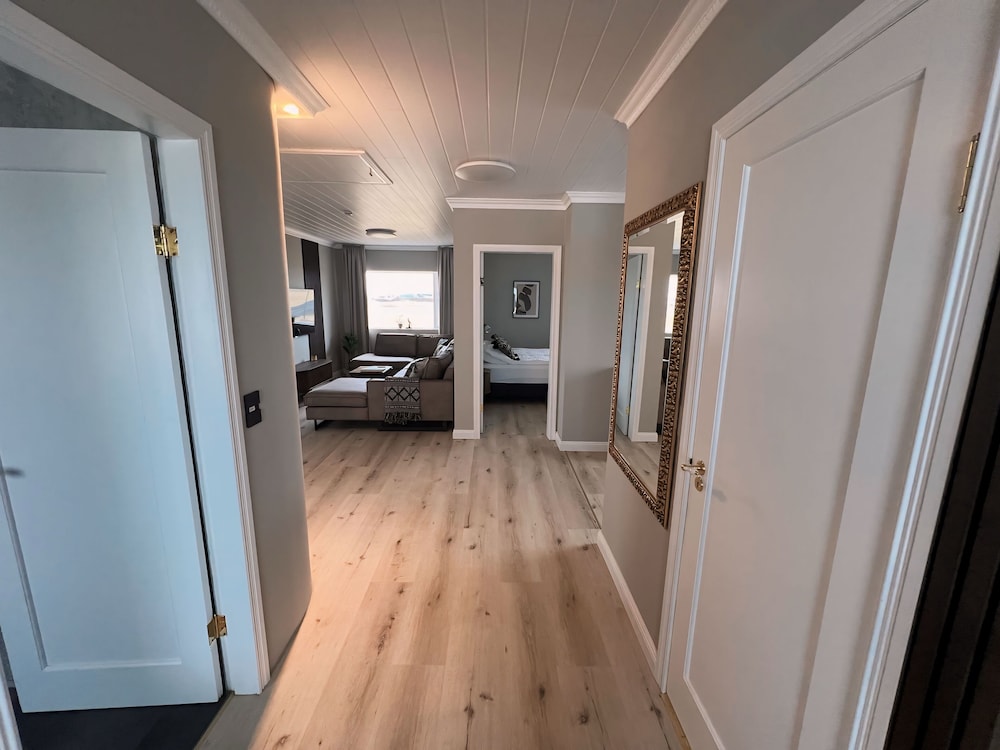 Gardur Apartments 35/65