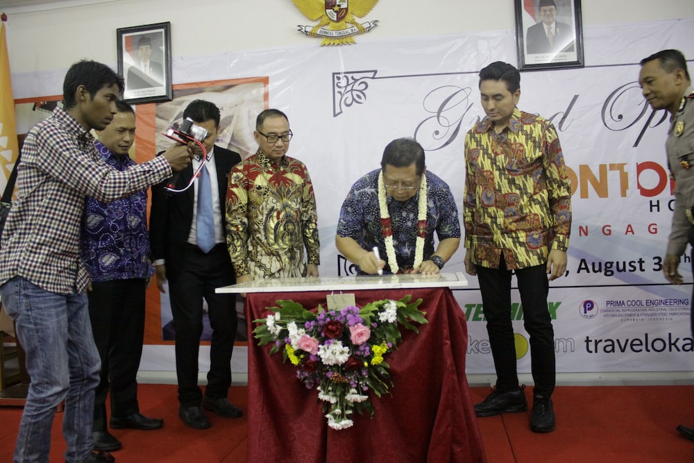 Front One Hotel Tulungagung 5/25
