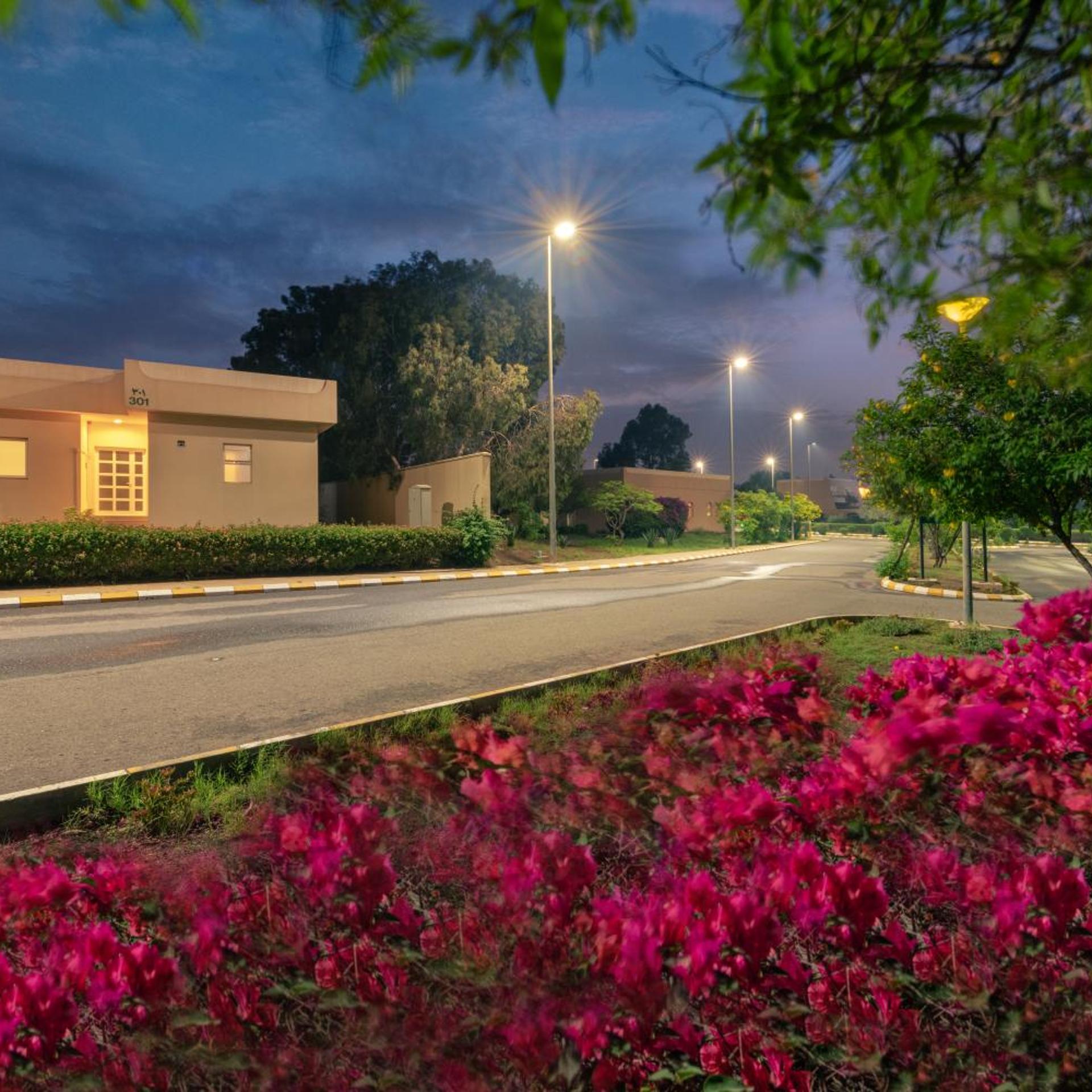 فندق المطار(Airport Hotel) 40/47