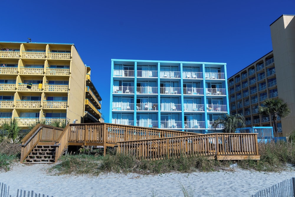 Beach Club At Montego Inn photo4