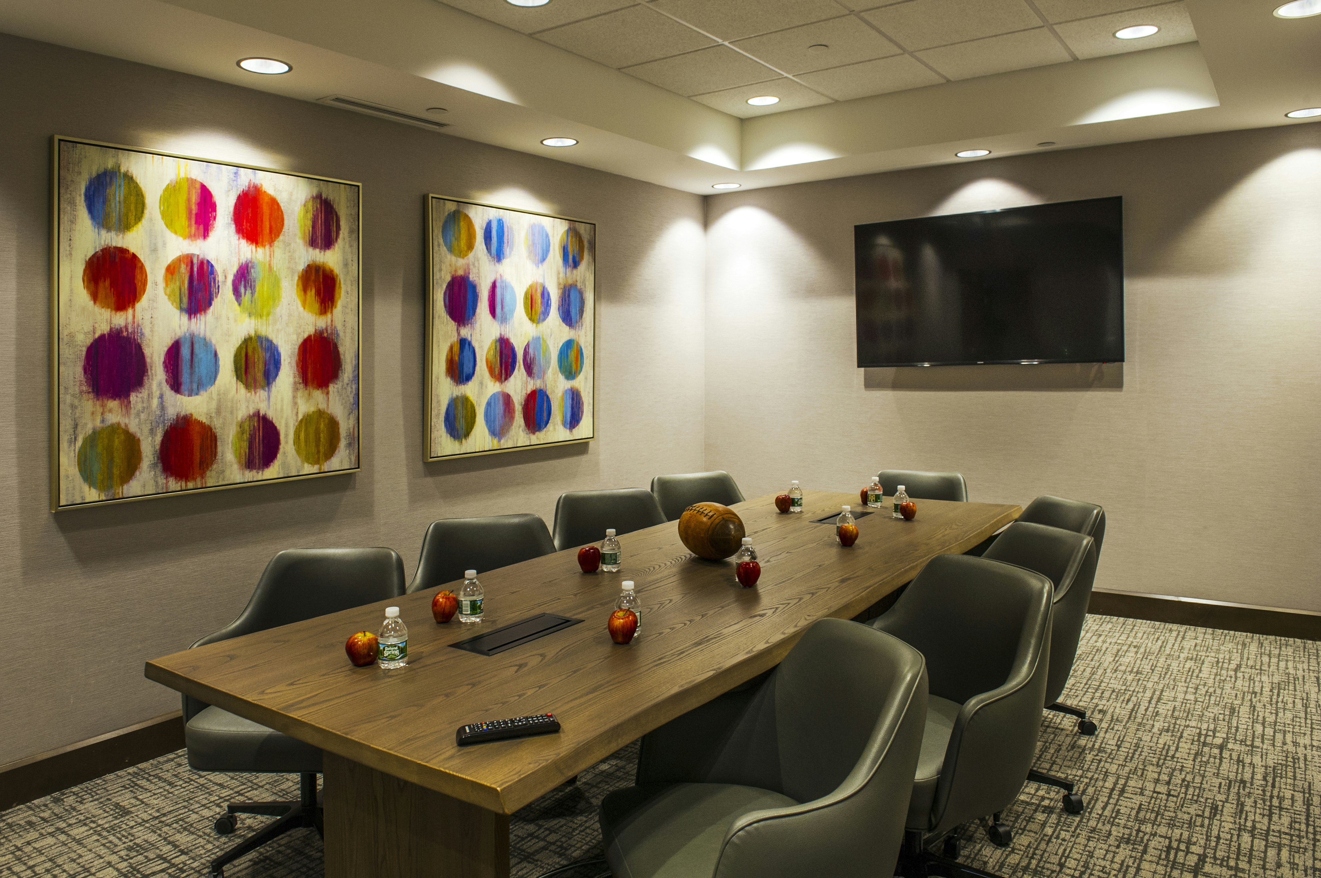 Hampton Inn and Suites Foxborough/Mansfield 19/24