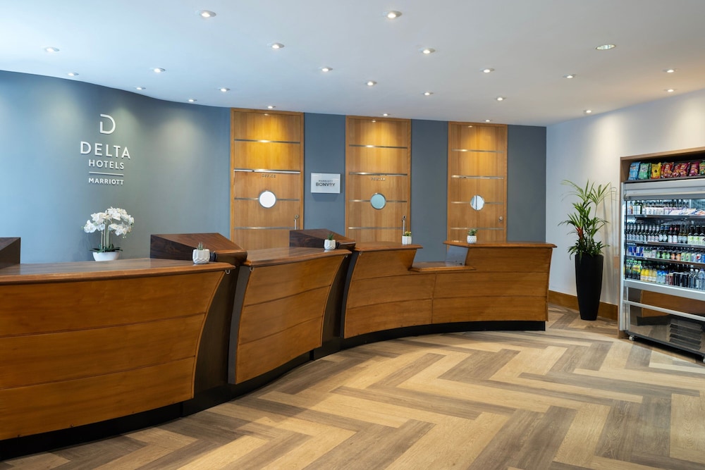 Lobby at Delta Hotels by Marriott Bexleyheath, BEXLEYHEATH