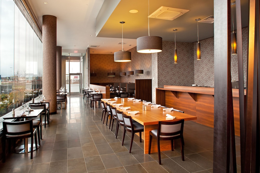 Novotel Toronto Vaughan 47/65