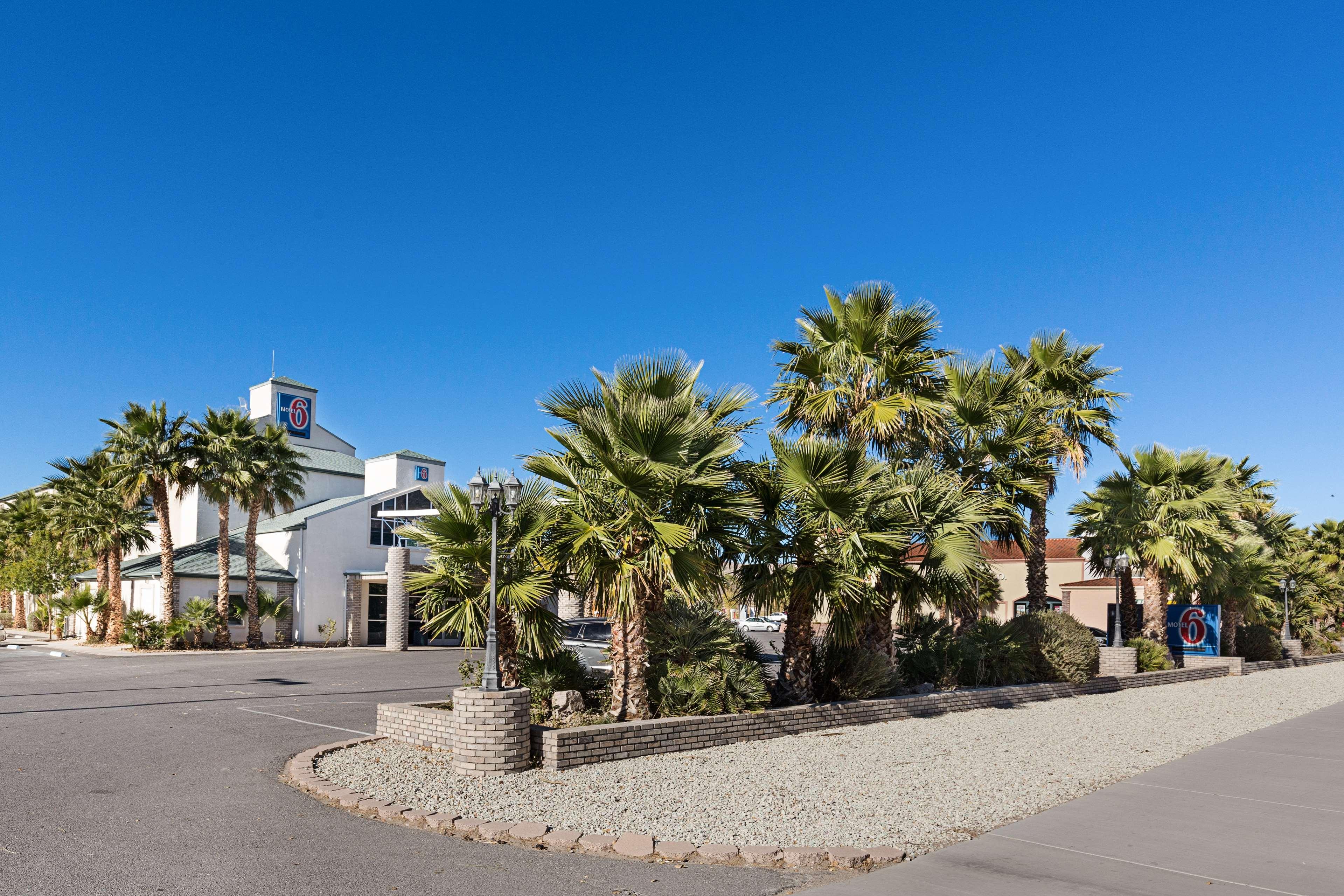 Motel6 Beatty, NV - Death Valley 29/32