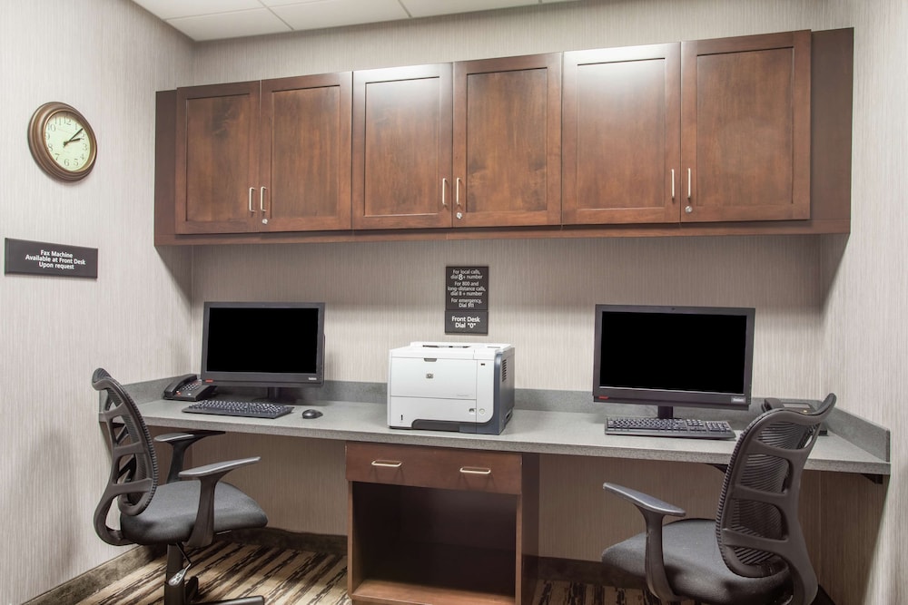 Hampton Inn Philadelphia/Voorhees 37/40