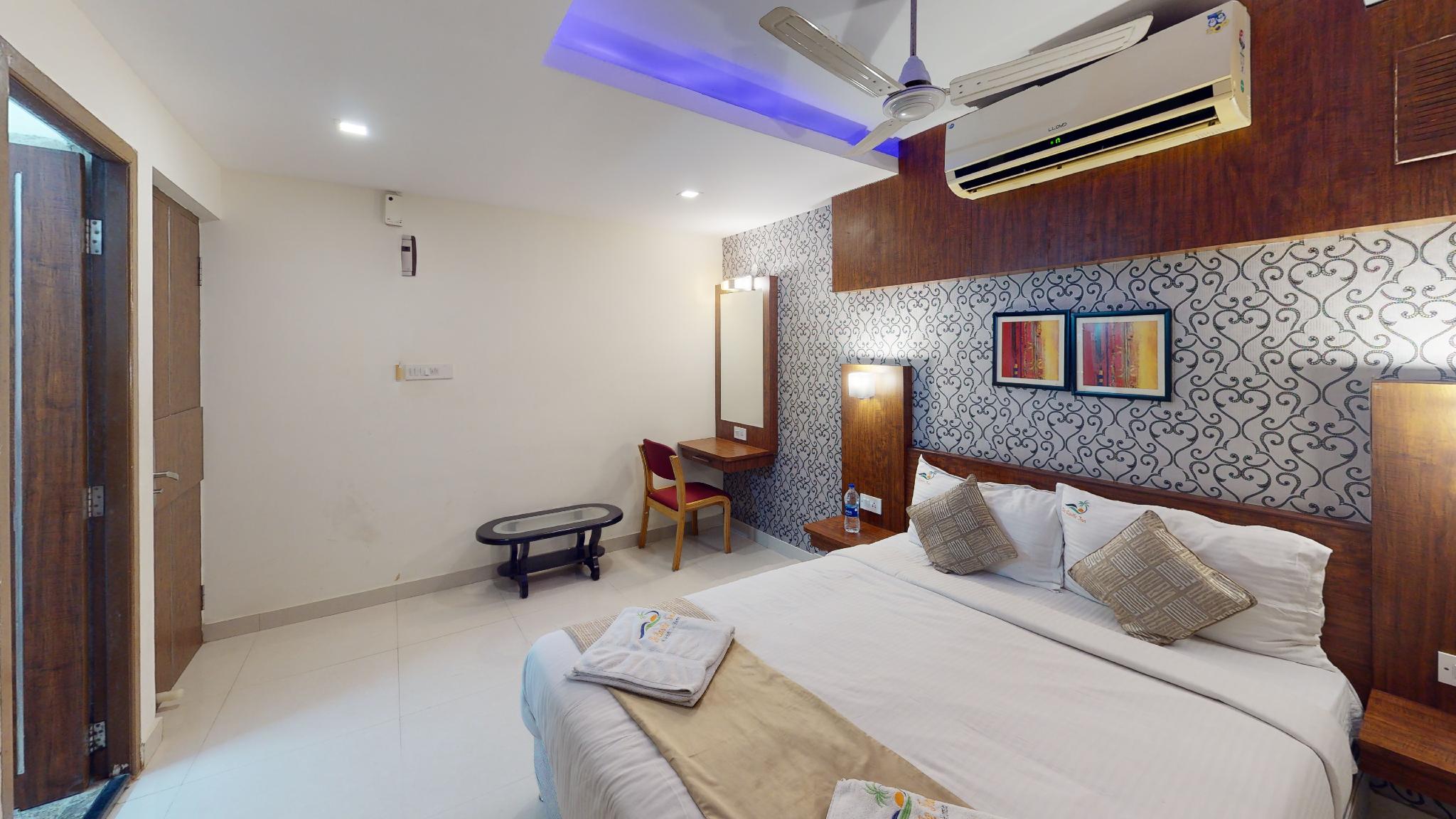 Executive, King Bed