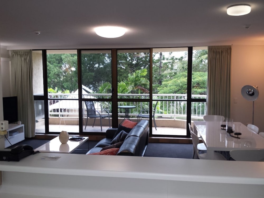 Kirribilli Riverfront Apartments 41/72