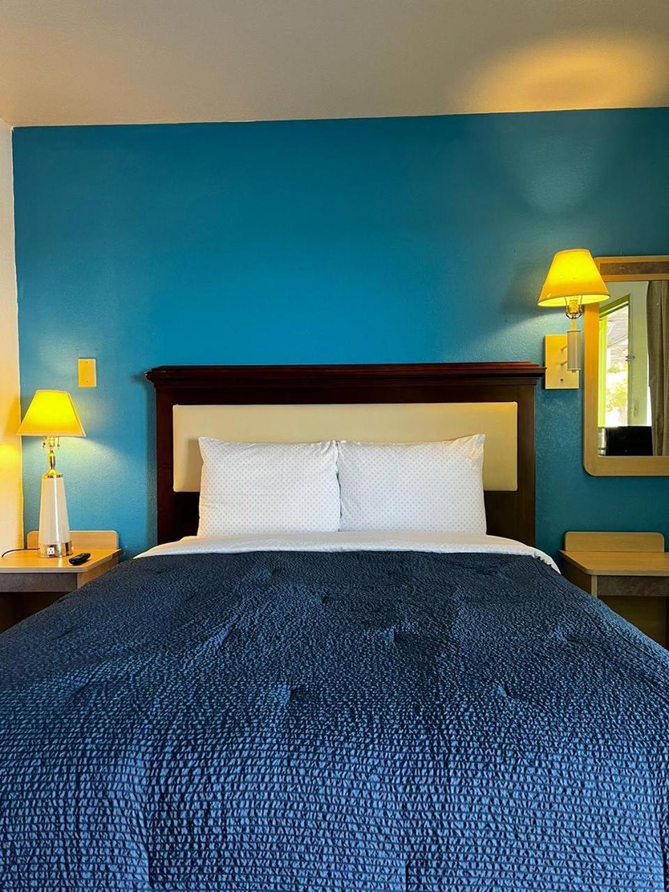 Parkside Inn by PHG - Sweetwater 15/20