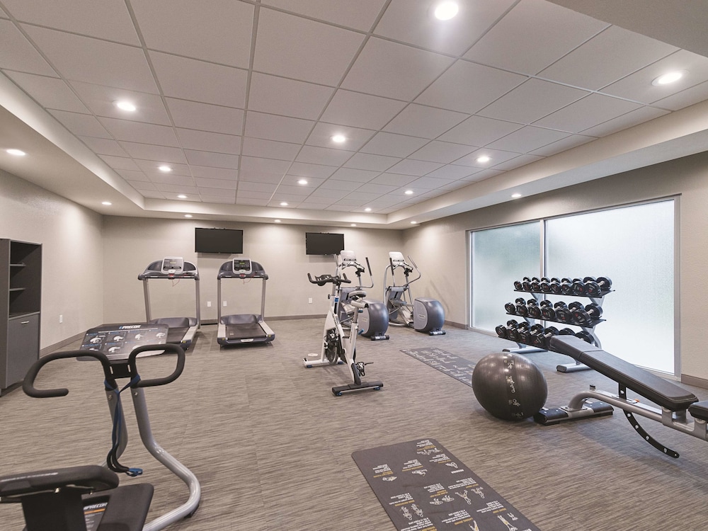 La Quinta Inn Suites Oklahoma City Nw Expwy 25/47