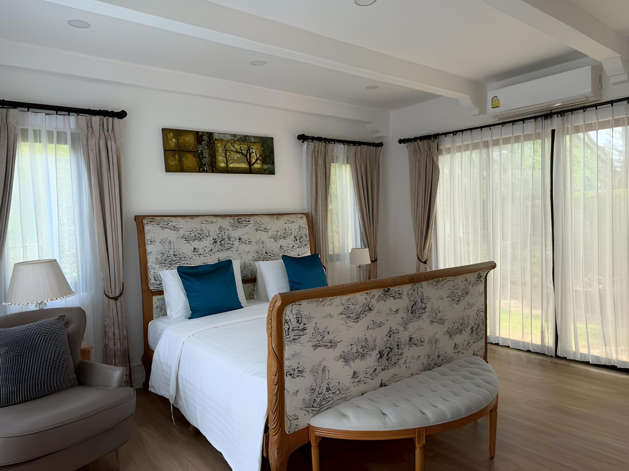 2 Bedrooms, Pool, Villa