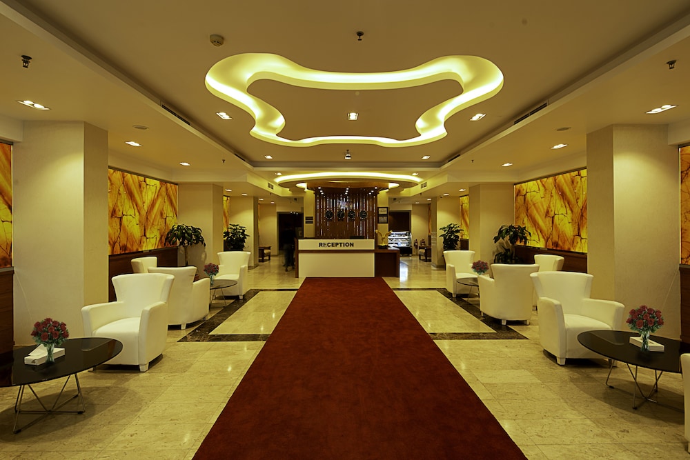 City Point Hotel 8/50