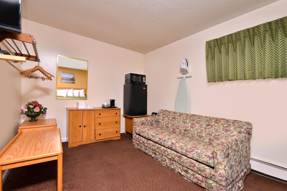 Americas Best Value Inn Jonesville/Hillsdale 9/37
