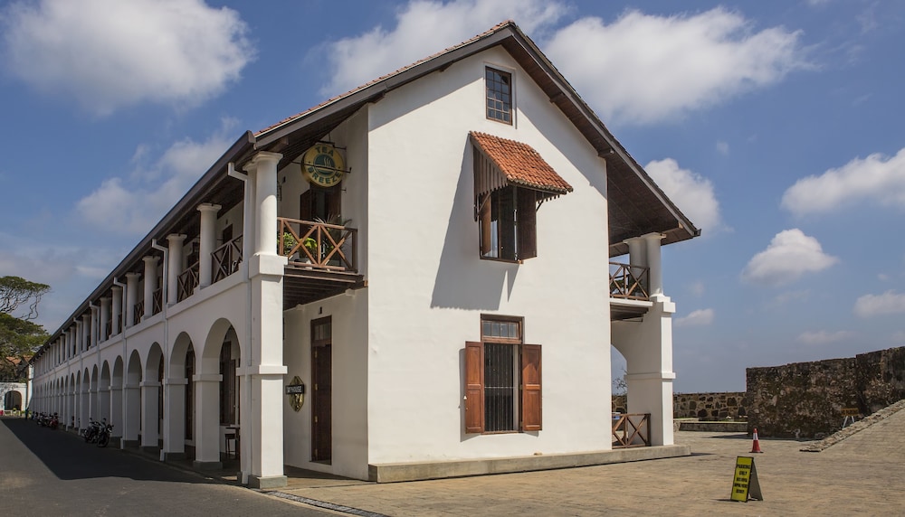Thambili House 42/50