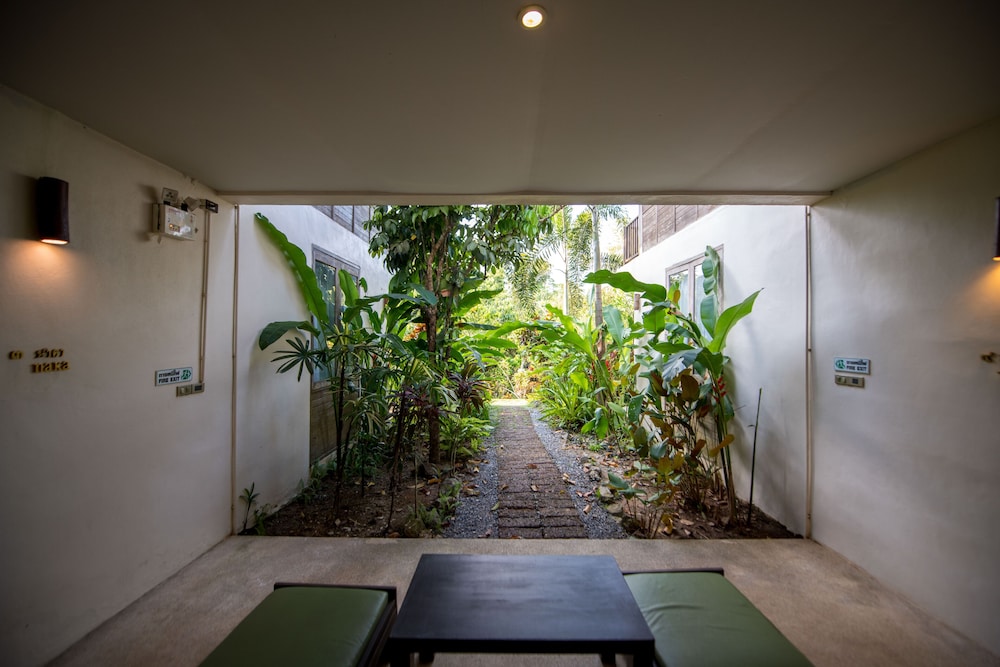 Wareerak Hot Spring And Wellness in KHLONG THOM