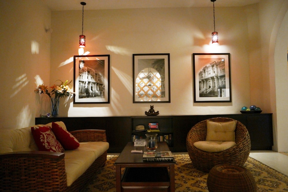 Hotel Merida Santiago 56/78