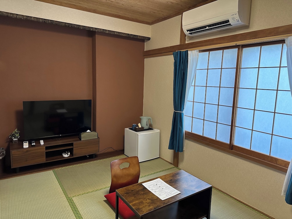Guesthouse Hiiragi 66/87