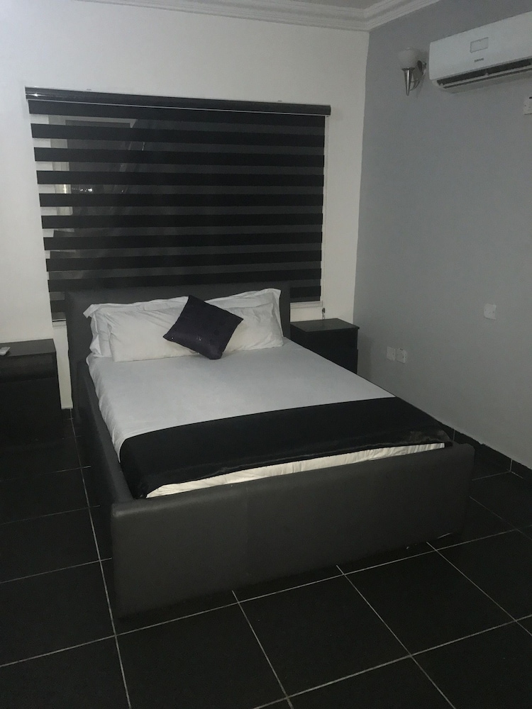 Grand Condo photo4
