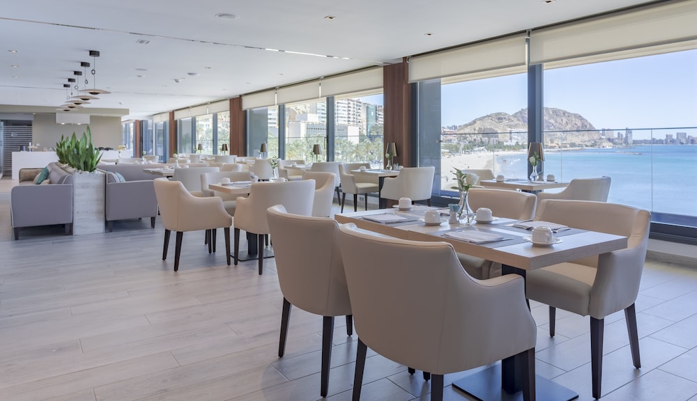 The Level At Melia Alicante 54/68