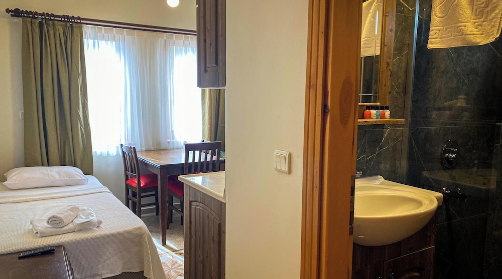Destina Suit Hotel 30/30