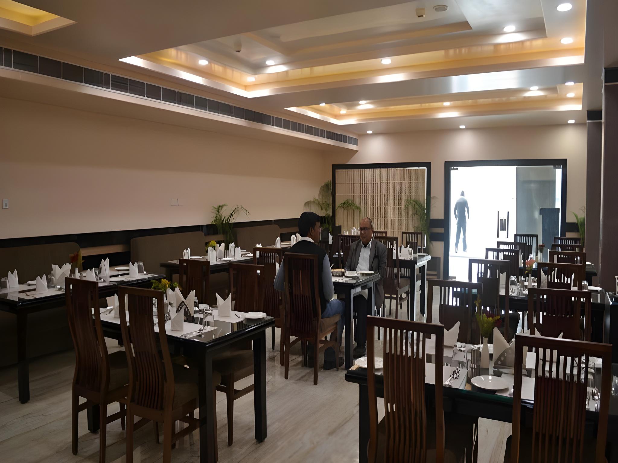 Madhuvan Palace 23/33