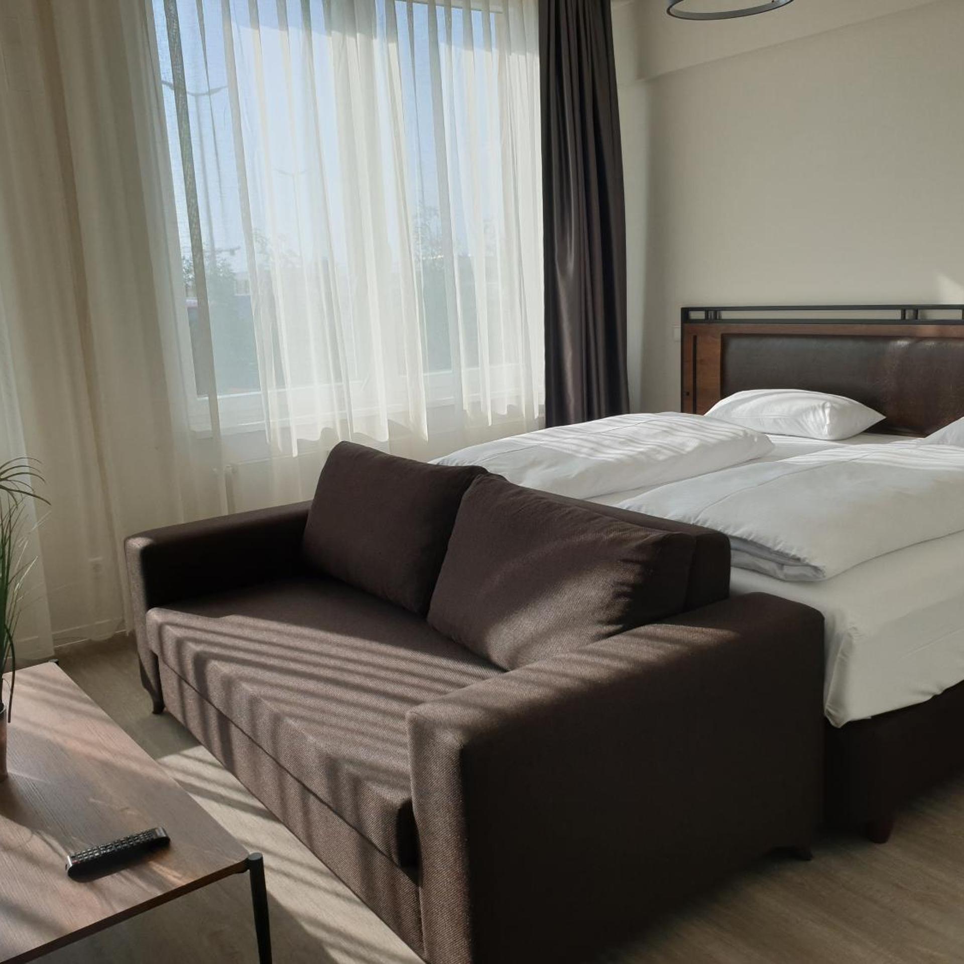 Motel Plus Schonefeld 10/25