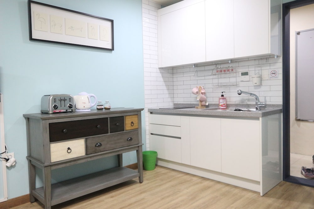 Midtown Hostel 7/50