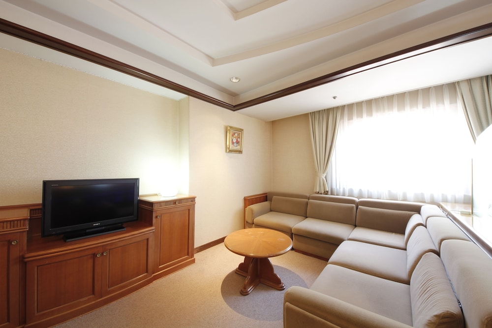 Hiroshima Garden Palace 30/41