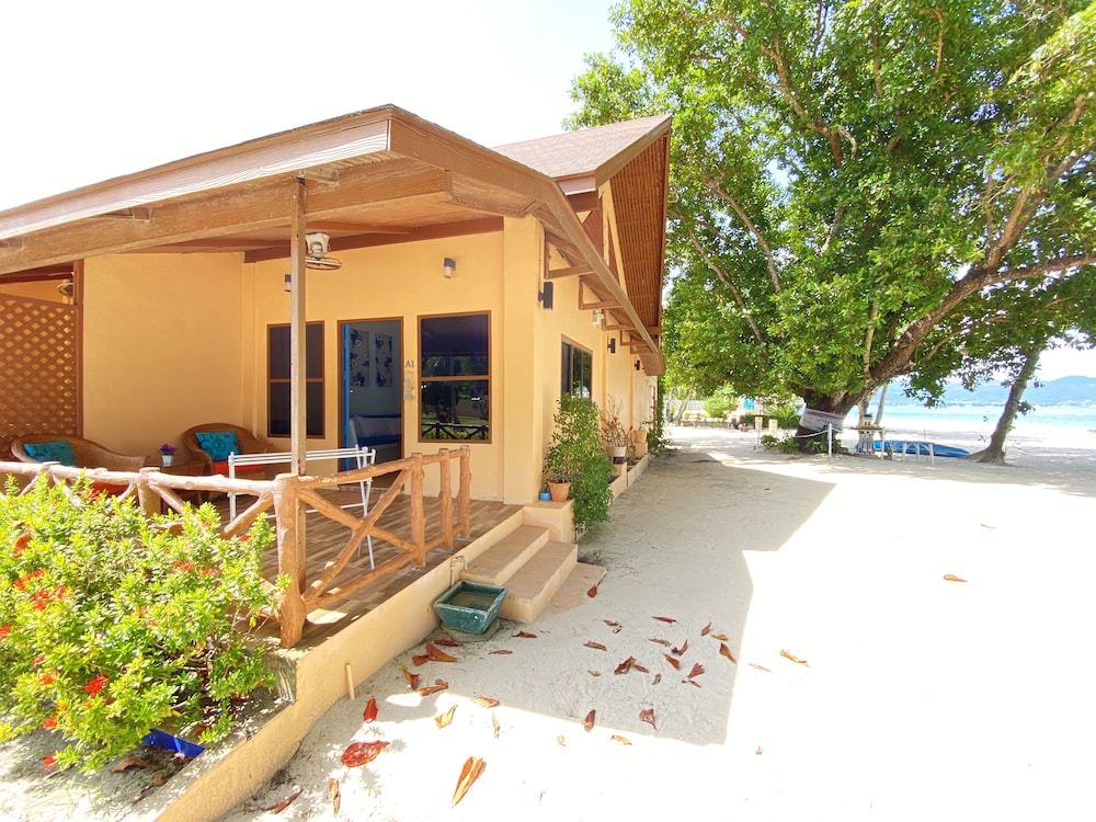 Cruiser Island Resort by Swiss-Belhotel 8/95