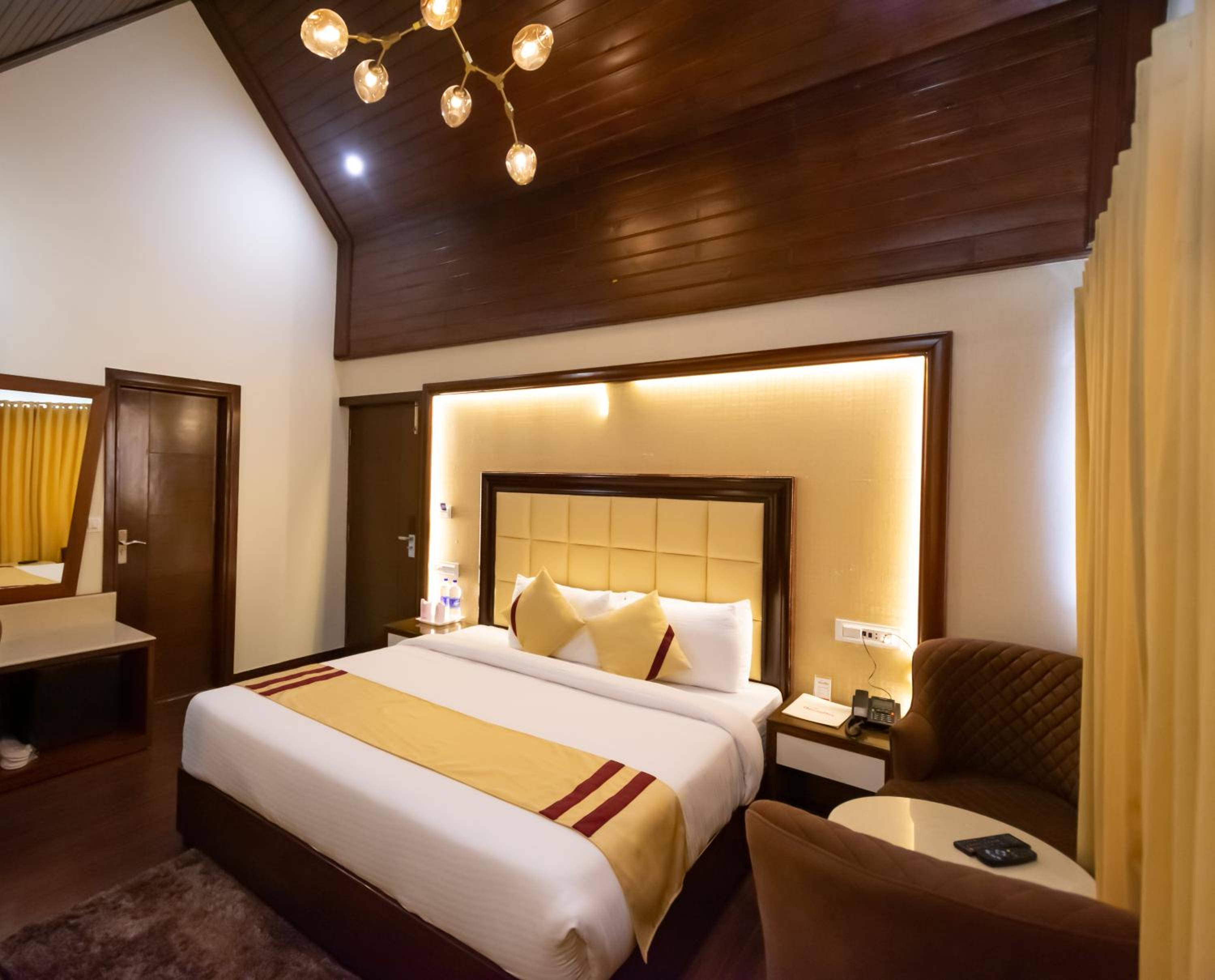 SUPERIOR, DOUBLE BED