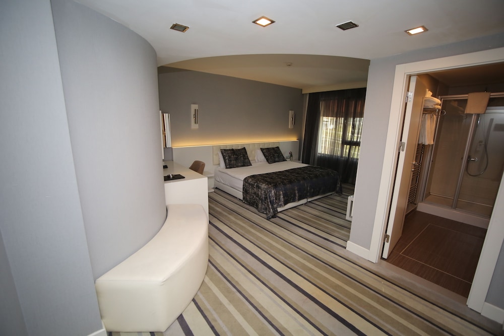 Grand Nora Hotel 5/49