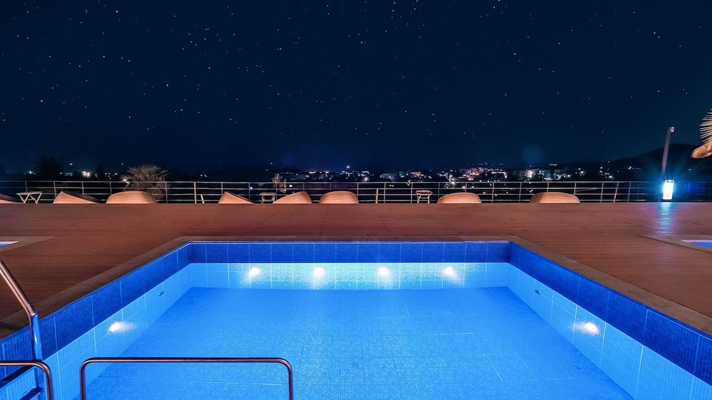 J.View Hotel 22/43