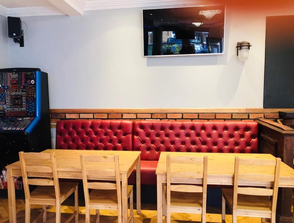 Six Bells Hotels 33/47