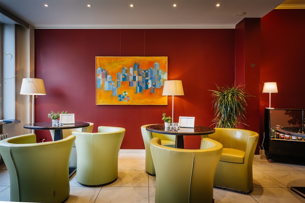 Hotel Prado 55/68