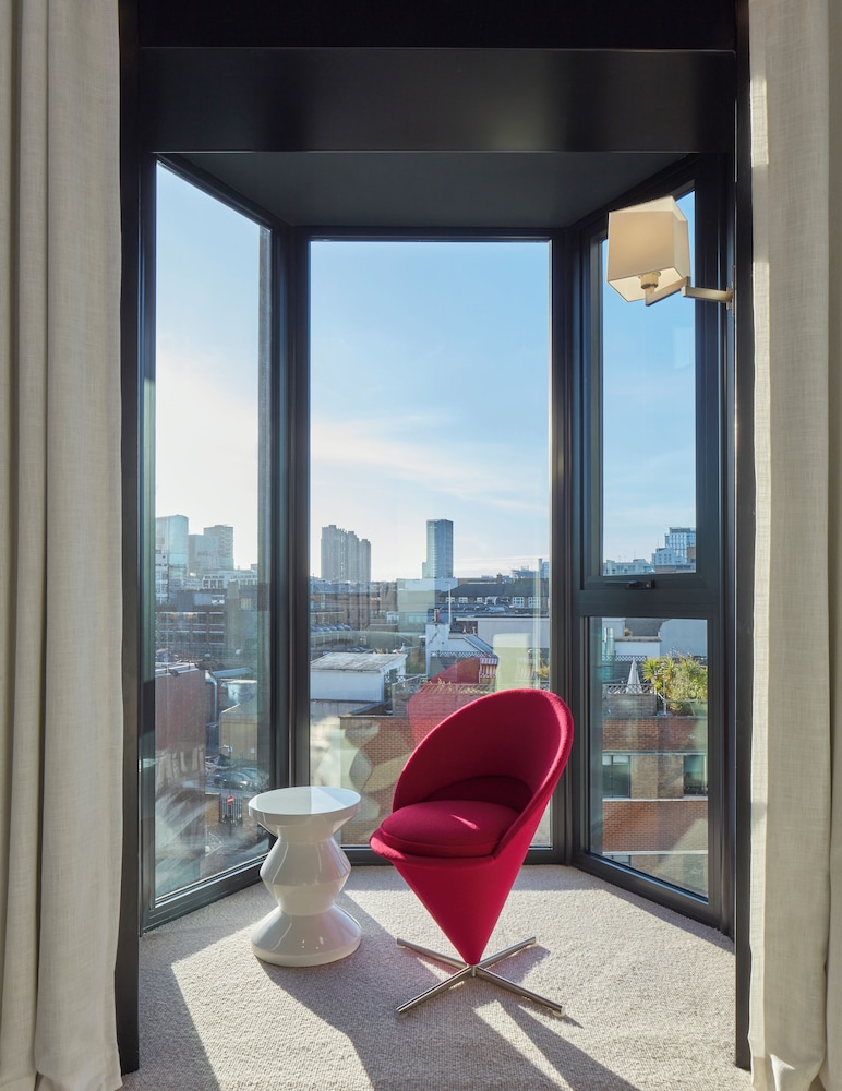 One Hundred Shoreditch 35/72