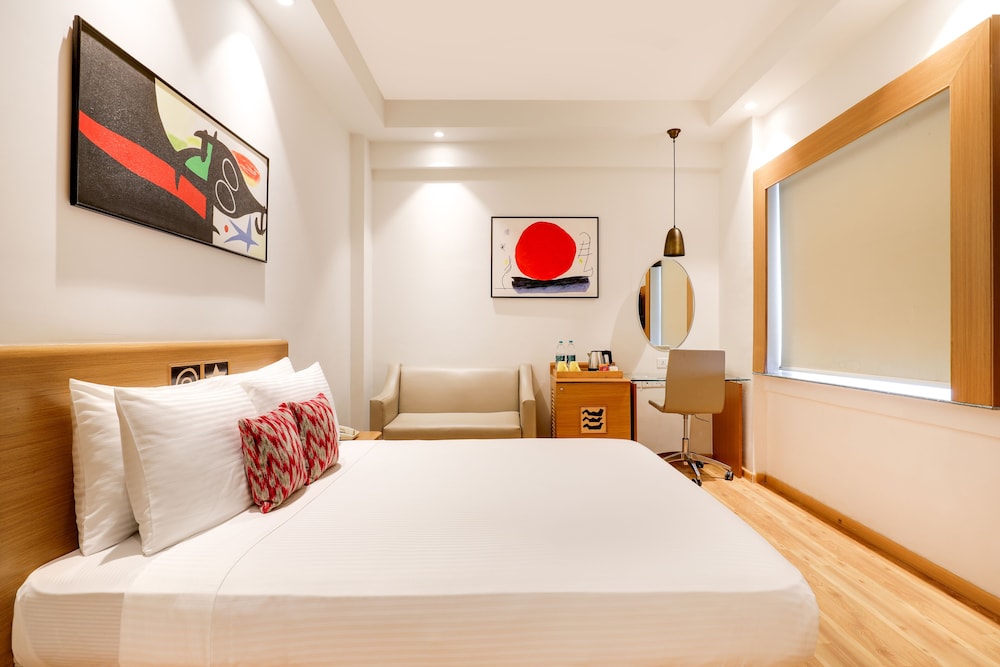 Lemon Tree Hotel Chandigarh 24/60