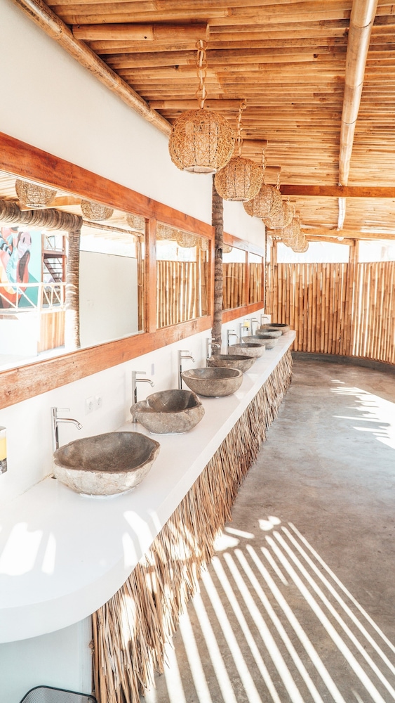 Mad Monkey Gili Trawangan 29/50