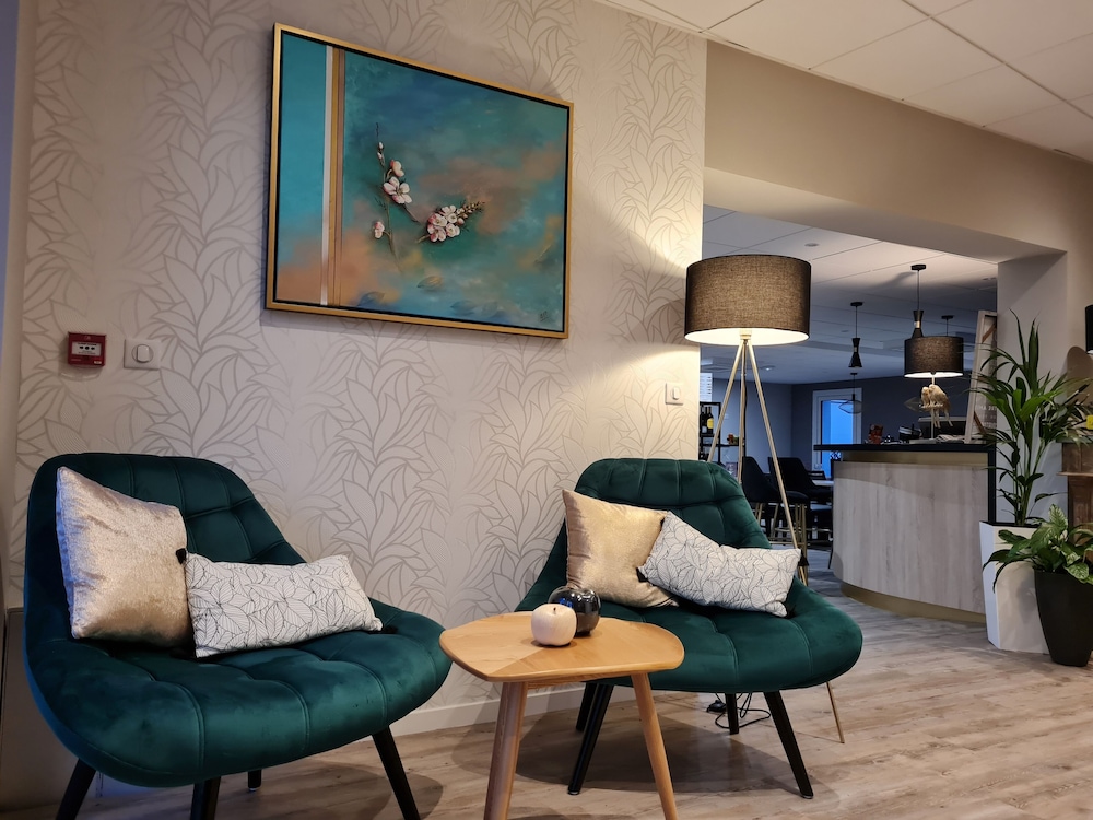 HÔTEL L'AMANDIER 18/29