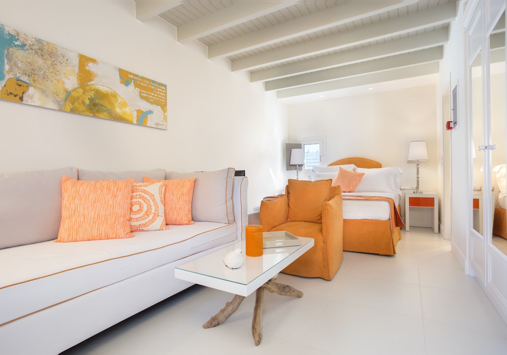 Mareggio Exclusive Residences And Suites 7/50