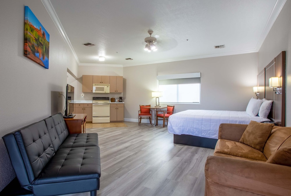 Wildflower Inn 38/59