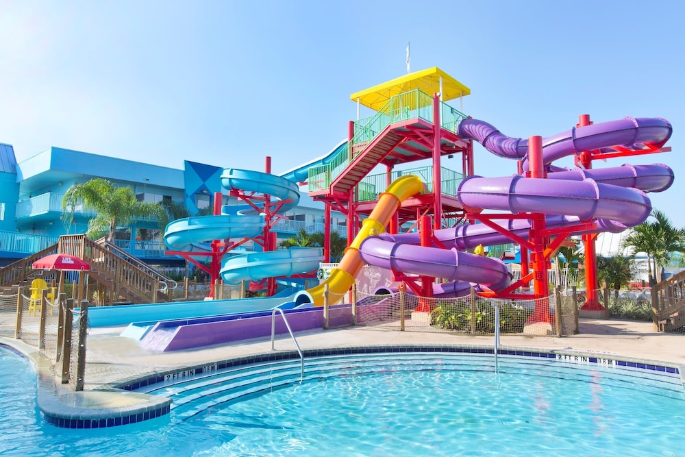 Ramada by Wyndham Hotel & Water Park 58/67