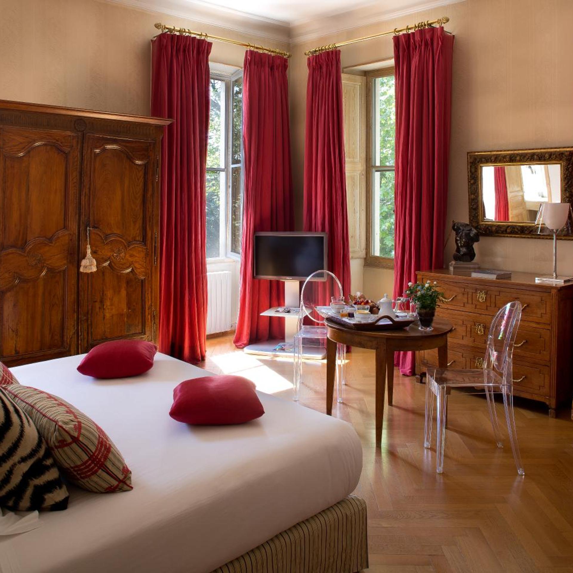 غرفة فاخرة بسرير مزدوج، Chateau Des Alpilles 8/9