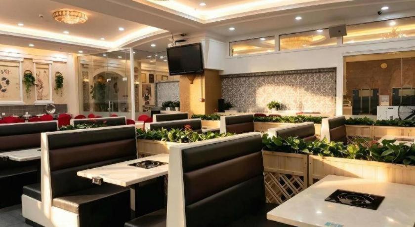 Vienna Hotel Shenzhen Yinhu 65/74