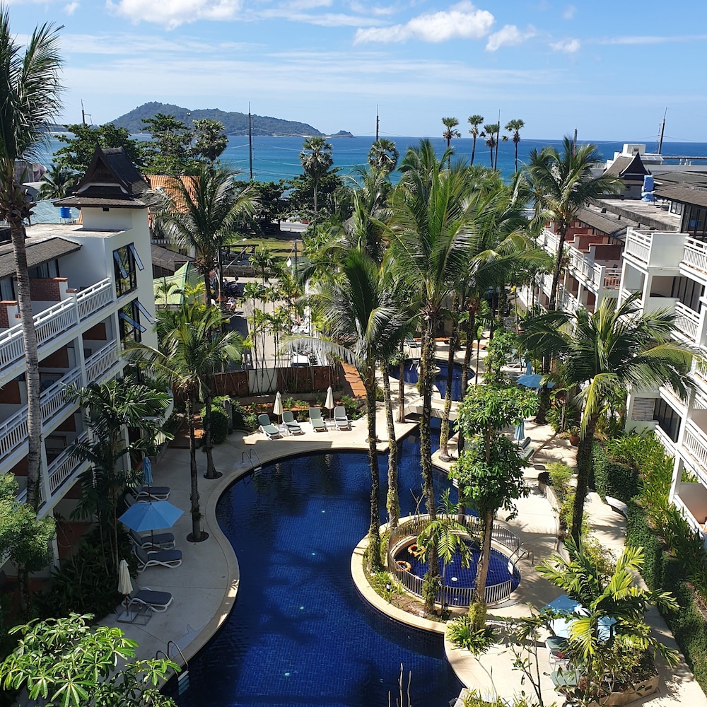 Sunset Beach Resort 63/66