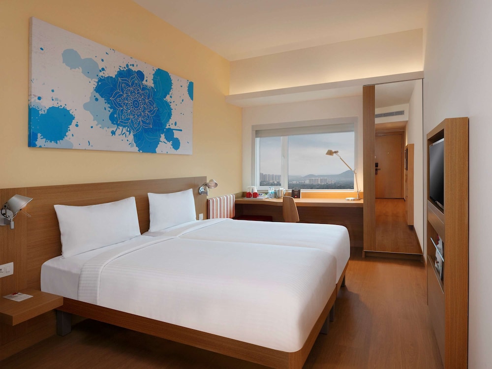 Ibis Pune Hinjewadi 11/67