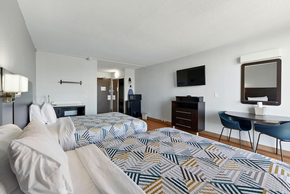 Motel6 Atlanta, GA - Atlanta Airport Virginia Ave 35/60
