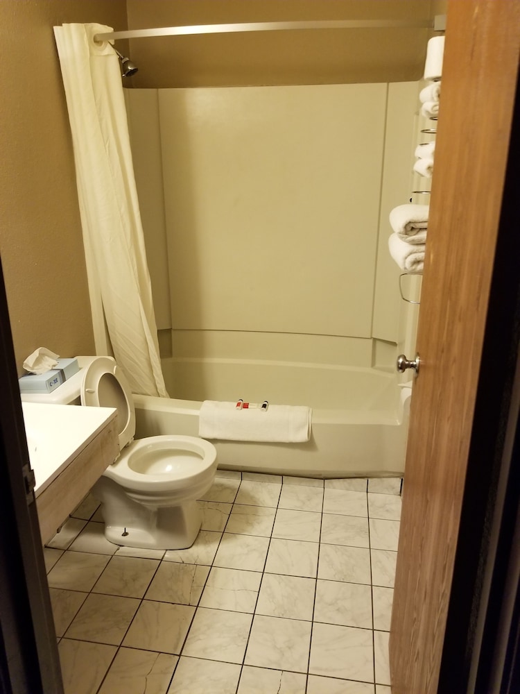 Super 8 By Wyndham Kenosha/Pleasant Prairie 13/29