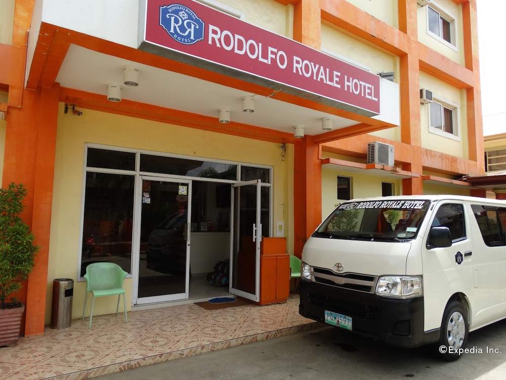 Rodolfo Royale Hotel 51/55