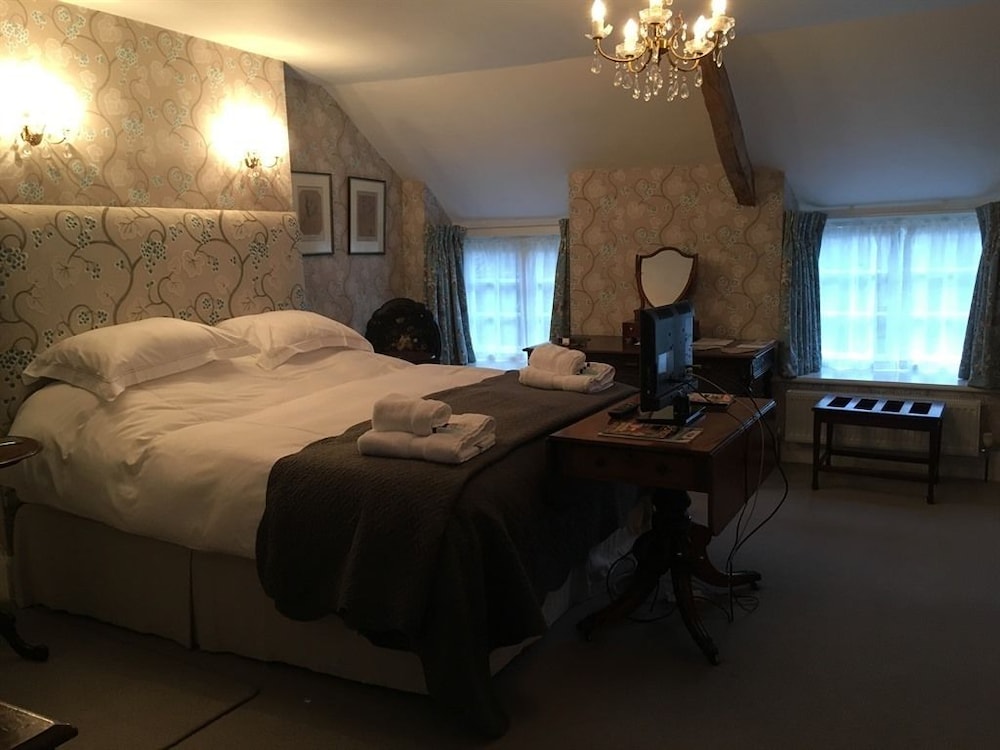 Clare Cottage 6/18